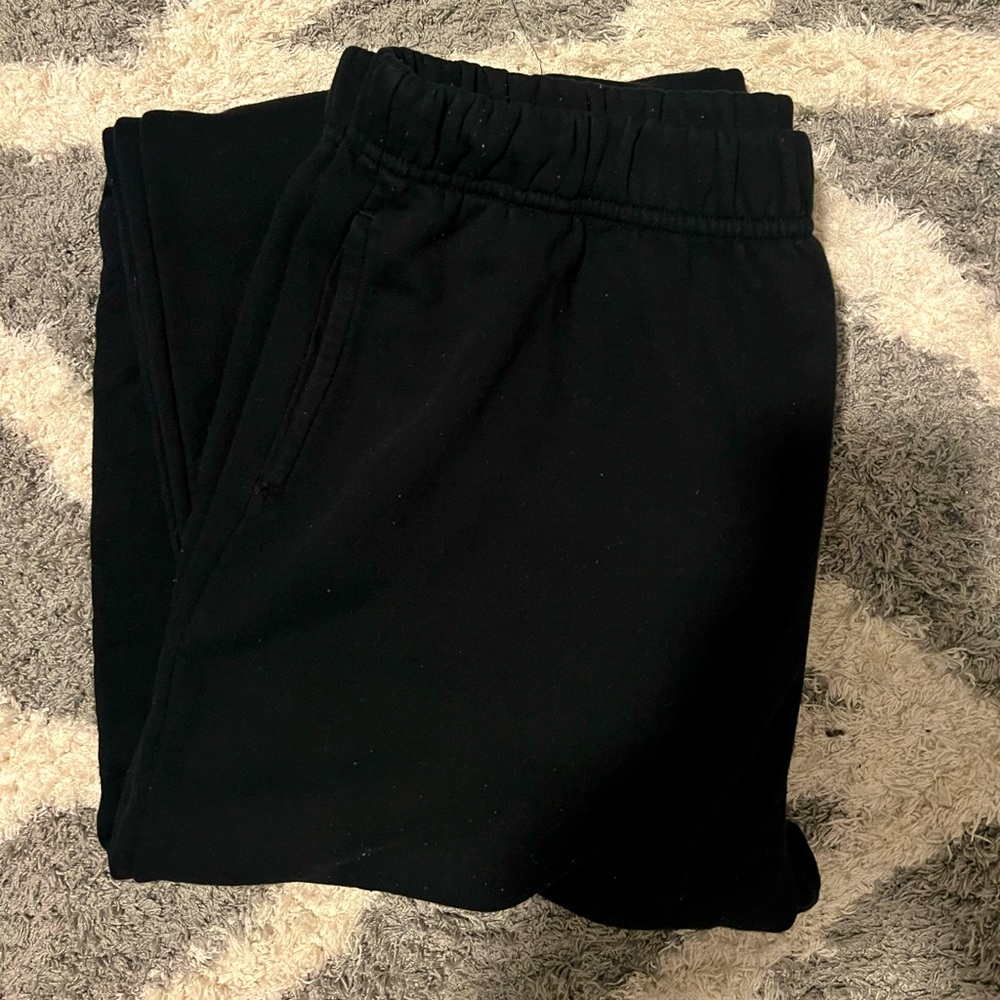 Black sweatpants